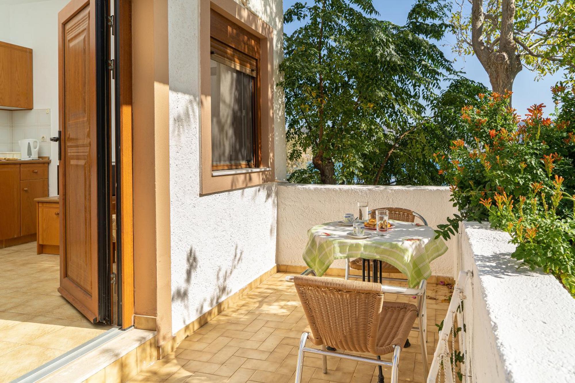 Akrotiri Apartments Makry Gialos  Exterior photo