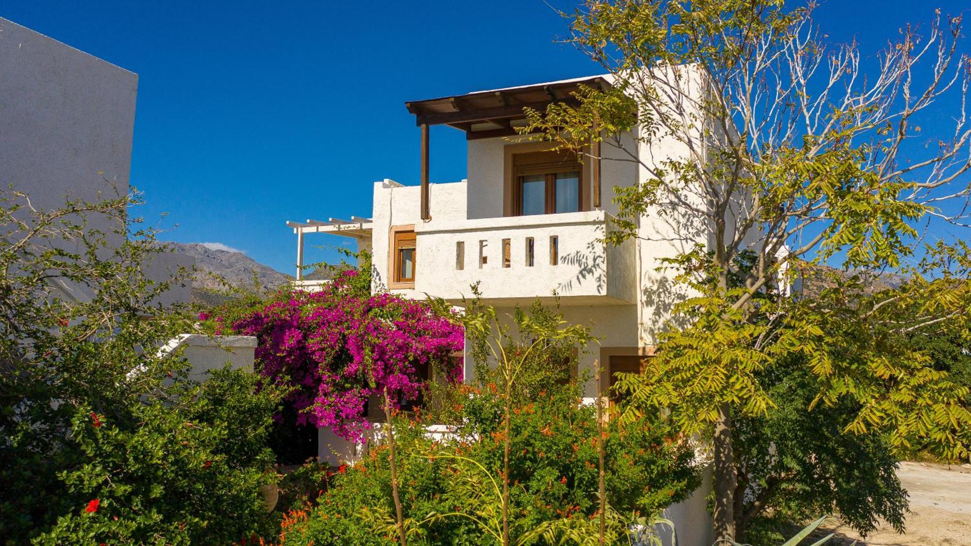 Akrotiri Apartments Makry Gialos  Exterior photo