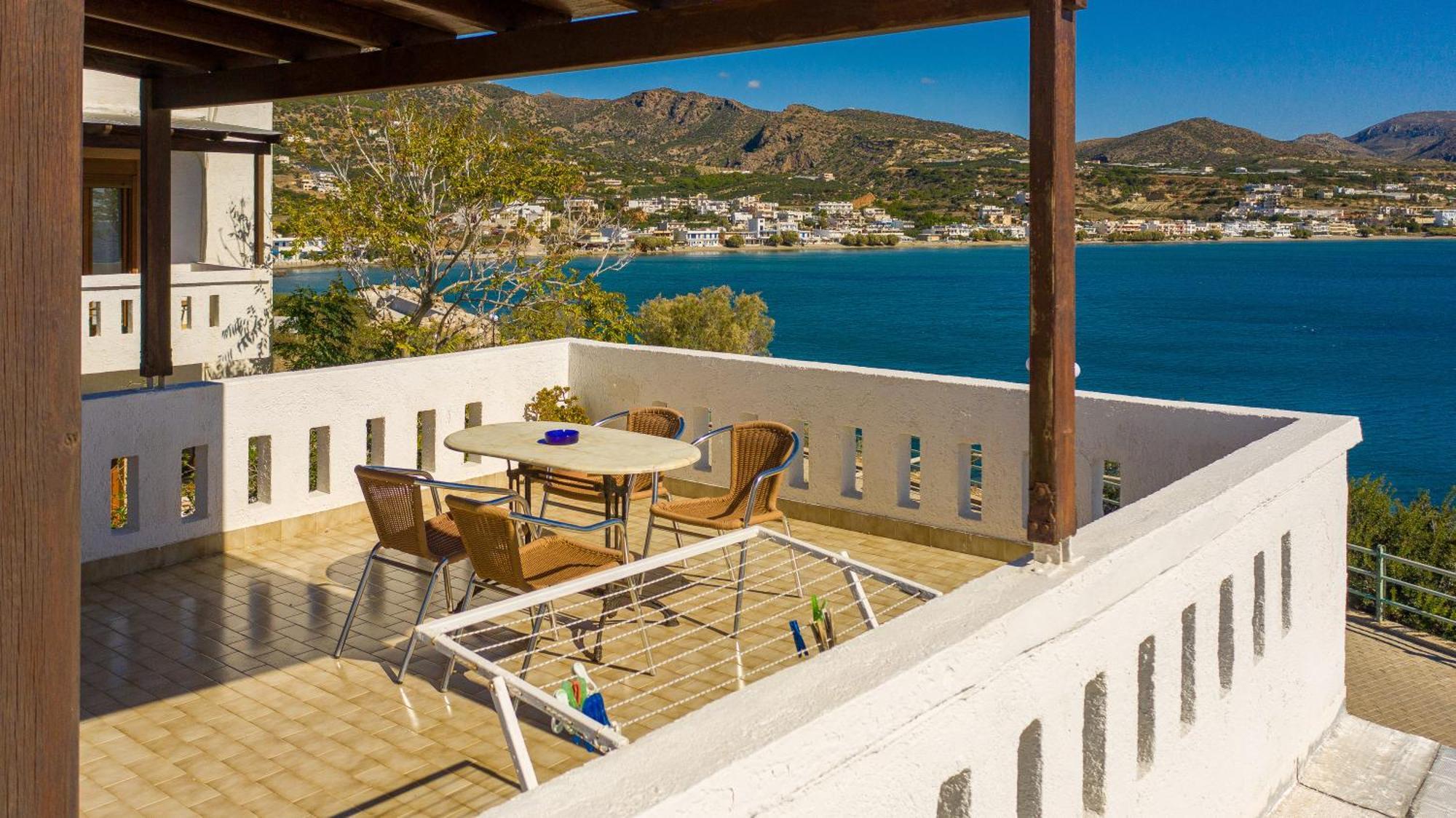 Akrotiri Apartments Makry Gialos  Exterior photo