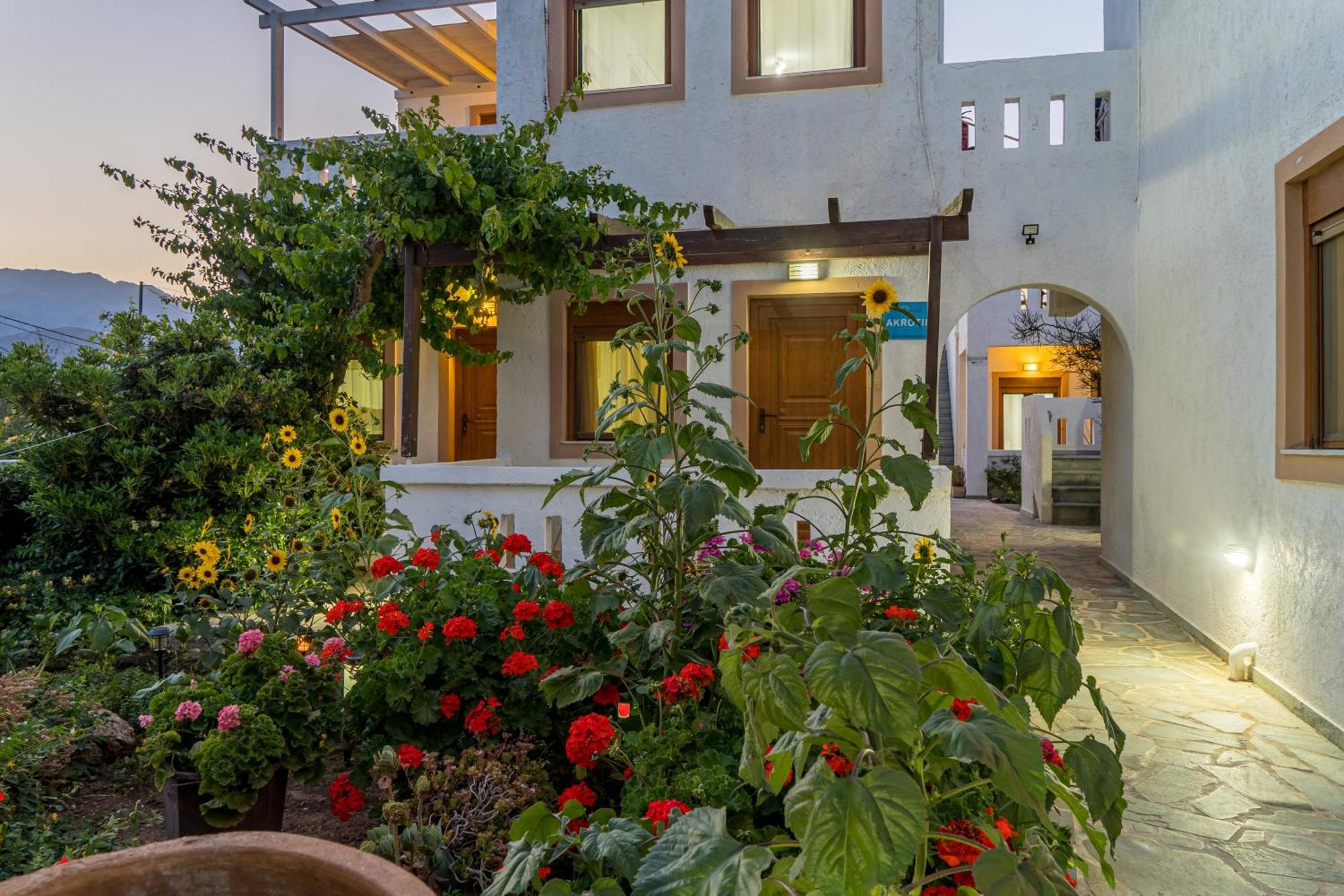 Akrotiri Apartments Makry Gialos  Exterior photo